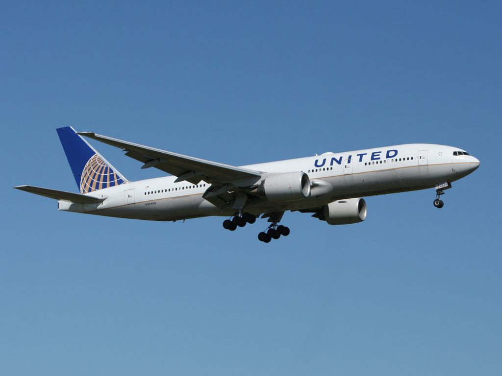 United Airlines Plane 1024x768 