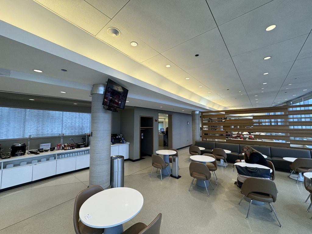 Seating at the Concourse G Admirals Club in Chicago