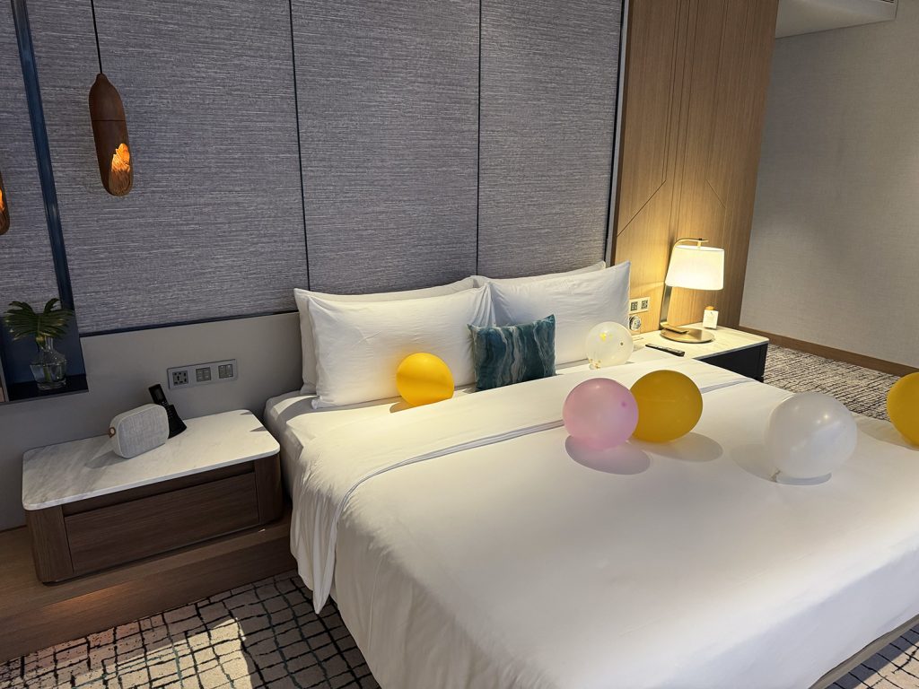 Kimpton Maa-Lai Bangkok premium king bed